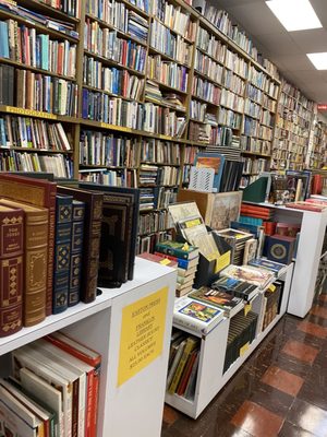 Photo of Ohio Book Store, cincinnati, USA